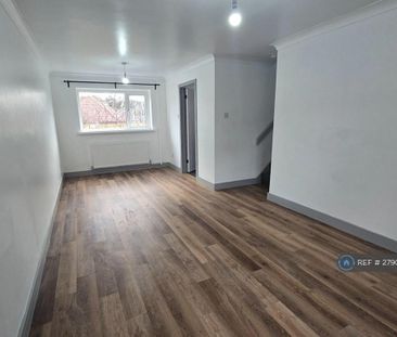 3 bedroom detached house to rent - Photo 1