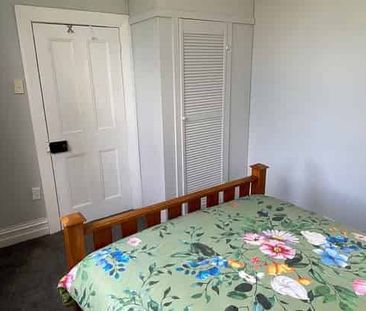 Sunny Home in Richmond - Photo 3