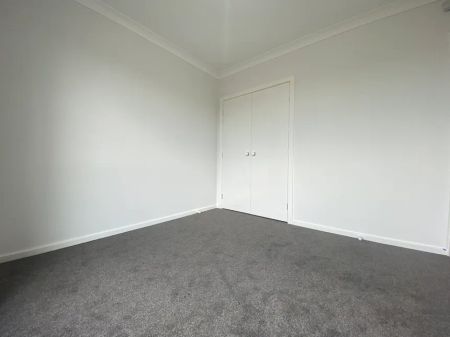 Charming Family Home! - Photo 5