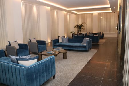 1 Bed Flat, Maine Tower, E14 - Photo 2