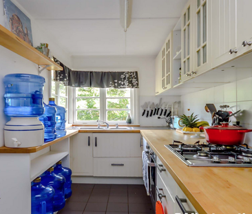 Quaint Country Cottage - Photo 3