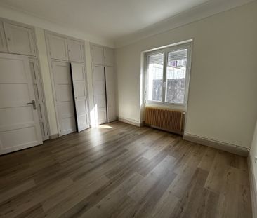 Location Appartement 3 pièces 80m² LE CREUSOT 71200 - Photo 1