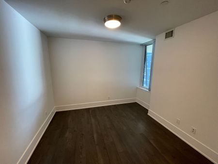 For Lease - 15 Merchants' Wharf N/A Unit# 1003, Toronto, Ontario - Photo 3