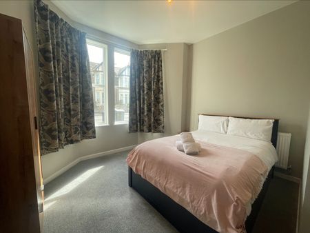 Whitchurch Road, Heath - Photo 4