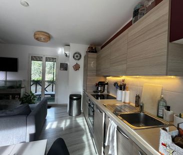 Appartement deux pièces avec terrasse et balcon - Photo 6