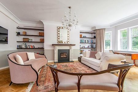 4 bedroom flat to rent - Photo 2