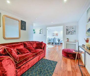 3 bedroom flat to rent - Photo 1