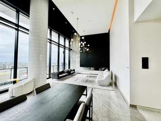 1210 Rue Jeanne Mance - Photo 1