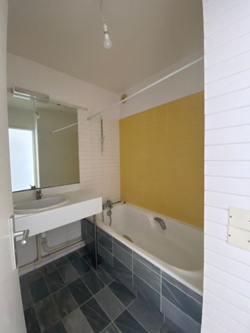 Location Appartement 2 pièces 61m² - Photo 5