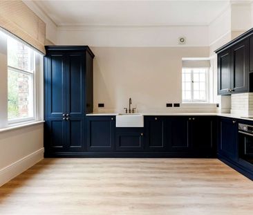 A newly renovated one bedroom apartment - Photo 4