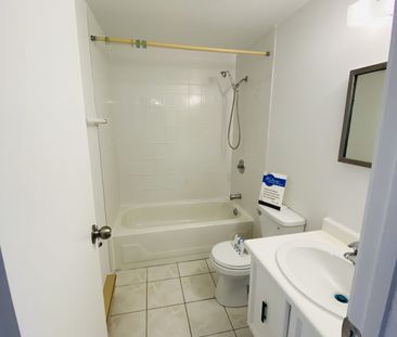 For Lease - 44 Woody Vine Way, Toronto, Ontario - Photo 3