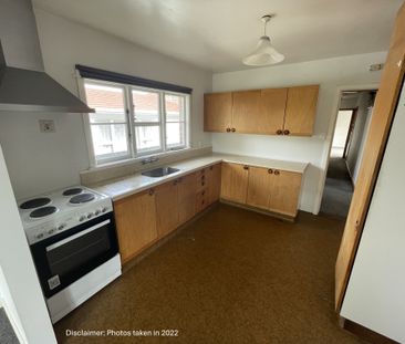 4 bedroom property in sought after school zone - Photo 2