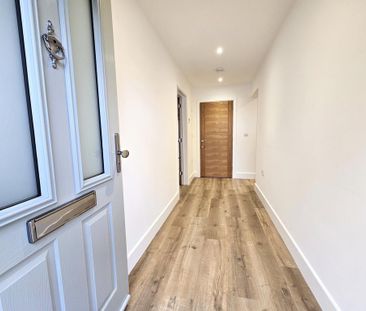 2 bedroom detached bungalow to rent - Photo 3
