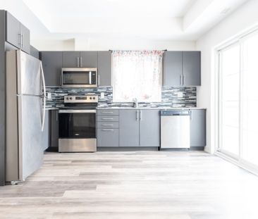 For Lease - 205 West Oak Trail Unit# 40, Kitchener, Ontario - Photo 4