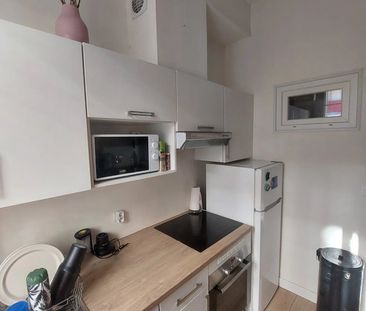 Location Appartement 1 pièce 19m² NICE 06300 - Photo 3