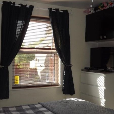 West Green 2 bedroom terraced house to rent - Photo 1