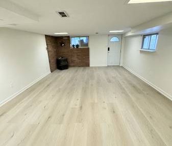 Newly renovated suite for rent - Photo 2