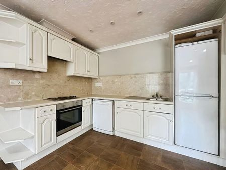 1 bedroom flat to rent - Photo 3