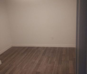 For Lease - 116 Golden Boulevard, Welland, Ontario - Photo 1