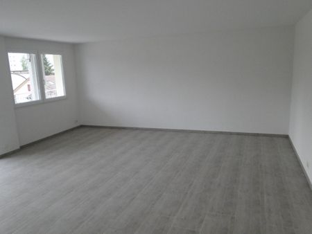 zu vermieten: 4.5 Zi-Wohnung mit eigener Waschküche und 39 m² Balkon in Gränichen - Photo 5