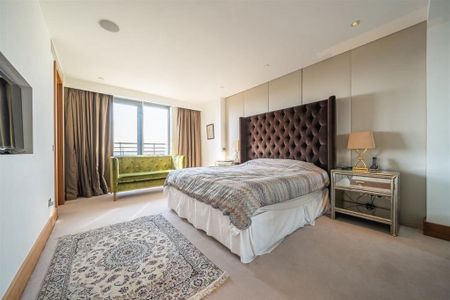 4 bedroom flat to rent - Photo 3