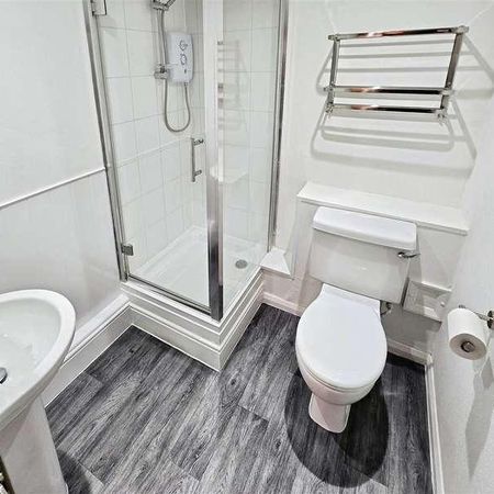 Flat High Streetirthlingboroughnorthants, NN9 - Photo 3