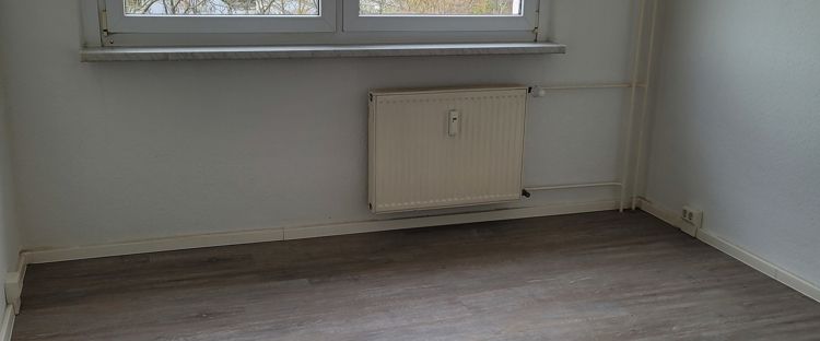 Preiswert mit Balkon! - Foto 1