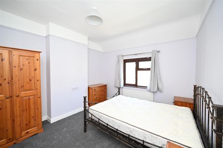 110 Ulsterville Avenue, Belfast, BT9 7AR - Photo 2