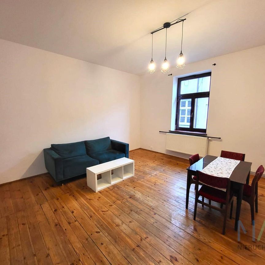 Mieszkanie w centrum Kazimierza- ogrzewanie miejskie - Photo 1