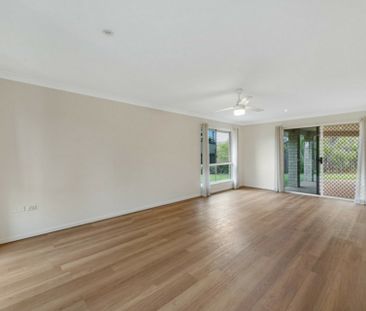 SPACIOUS, COMFORTABLE & PERFECTLY POSITIONED � YOUR BARGARA LIFESTY... - Photo 1