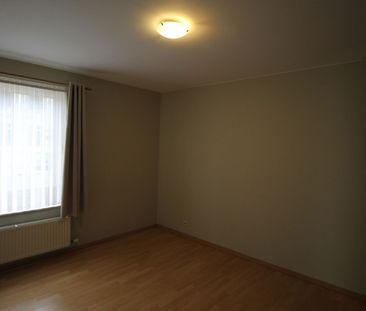 Een gezellig appartement op benedenverdieping vooraan - met garage - Photo 5