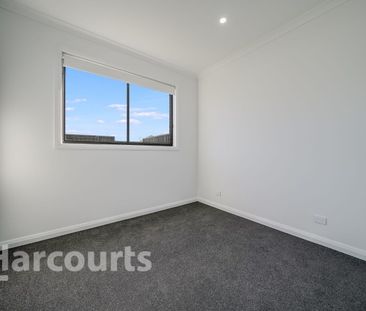Near-New 2-Bedroom Granny Flat with Outdoor Entertaining - Photo 2