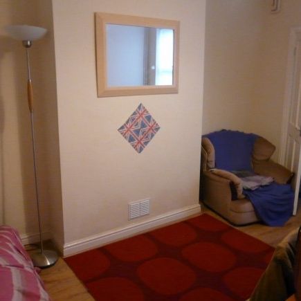 4 bed student house - Photo 1