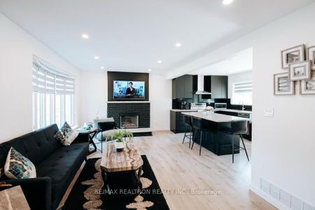 For Lease - 31 Goodman Crescent, Vaughan, Ontario - Photo 3