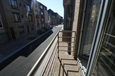 Lichtrijk 1-slaapkamerappartement vlakbij Grote Markt en op wandelafstand van Zeedijk en Jachthaven - Foto 2