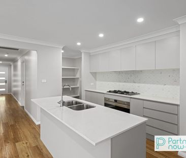 Spacious & Versatile 4-Bedroom Family Home in Hillvue - Photo 4