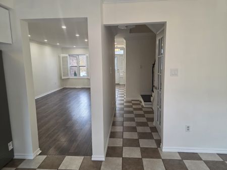 For Lease - 25 Fry Crescent, Clarington, Ontario - Photo 2