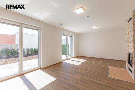 Pronájem domu 107 m², Praha 9 - Hostavice - Photo 4