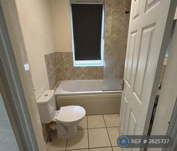 1 bedroom in a house share to rent - Photo 6