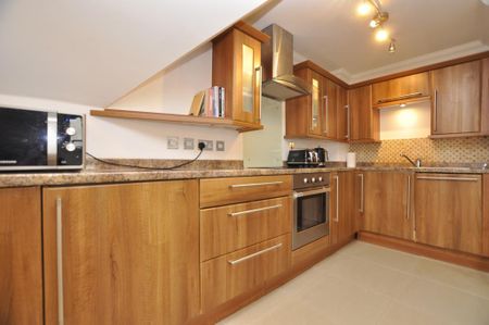 2 bedroom flat to rent - Photo 5