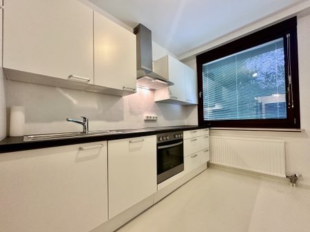 Begehrte Top Lage in der Schlühslmayrsiedlung, Steyr – 3-Zimmer-Whg. mit Balkon + Tiefgaragenplatz - Photo 2