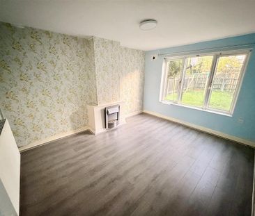 2 bedroom end of terrace house to rent - Photo 1