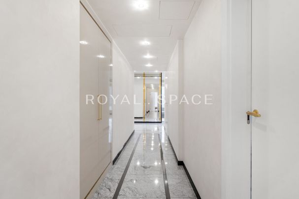 Unikatowy apartament w Unique Tower | Top piętro - Photo 1