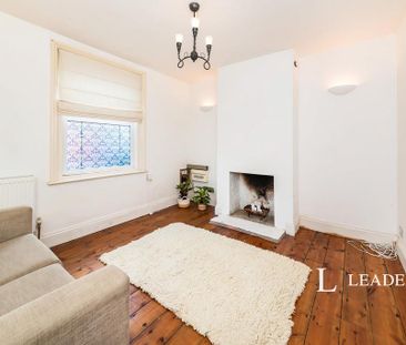 3 bedroom semi-detached house to rent - Photo 2