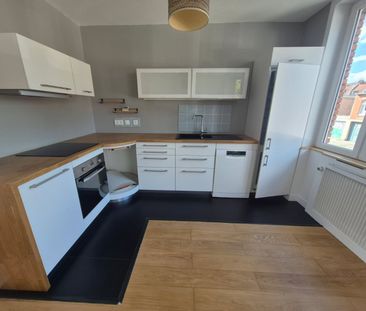 Location Appartement 2 pièces 44m² LILLE 59000 - Photo 4