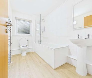 Bellgarth Square, Carlisle, CA2 - Photo 6