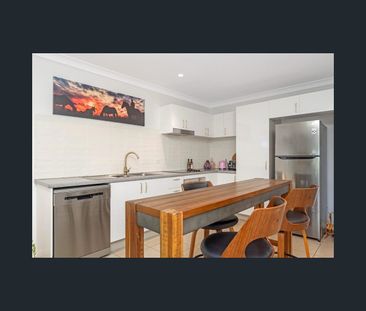 59 Kahana Avenue, Burdell, Qld 4818 - Photo 6