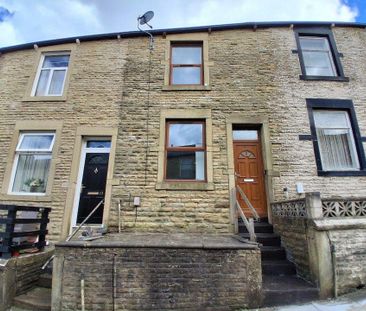 2 bedroom terraced house to rent - Photo 2