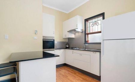 Central Art Deco Living - Photo 5