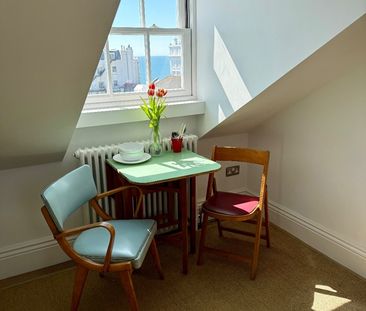 Room in a Shared House, Chesham Road, BN2 - Photo 2